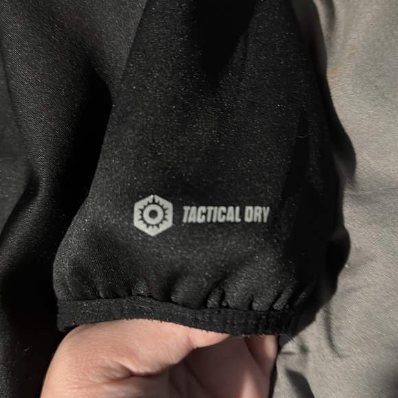 Black CCM zip up sweater size US Large, brand new - Picture 3 of 3